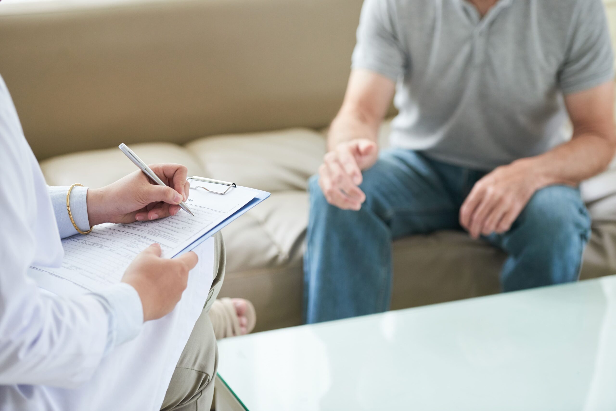 Ручна репозиція парафімозу